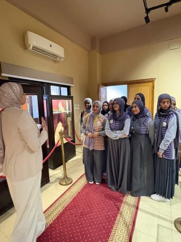 زيارة ميدانية مميزة لطالبات المدرسة الثانوية الفنية الفندقية لكلية السياحة والفنادق بجامعة قناة السويس 1 almomken.com a6cd050d