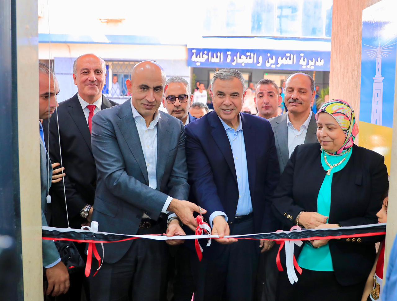 الرئيس السيسي يتابع تطورات العملية التعليمية ويوجه بصرف حافز للمعلمين من نوفمبر المقبل