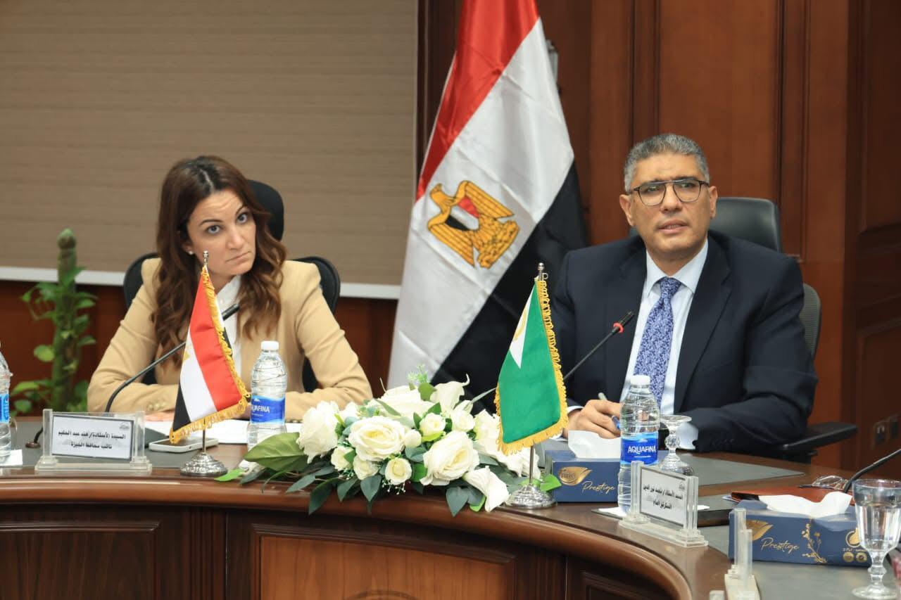 محافظ الجيزة يكرم أوائل الدورات التدريبية للعام 2024 / 2025 6 محافظ الجيزة يكرم أوائل الدورات التدريبية للعام 2024 / 2025