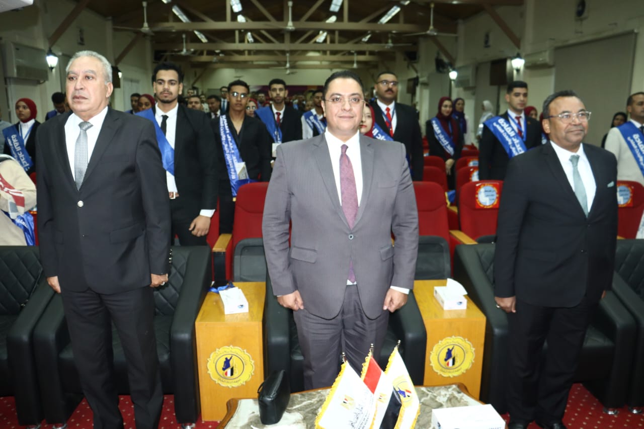 إعداد القادة يستقبل وفود الجامعات في أولى فعاليات ملتقى "قادة الغد" 2 إعداد القادة يستقبل وفود الجامعات