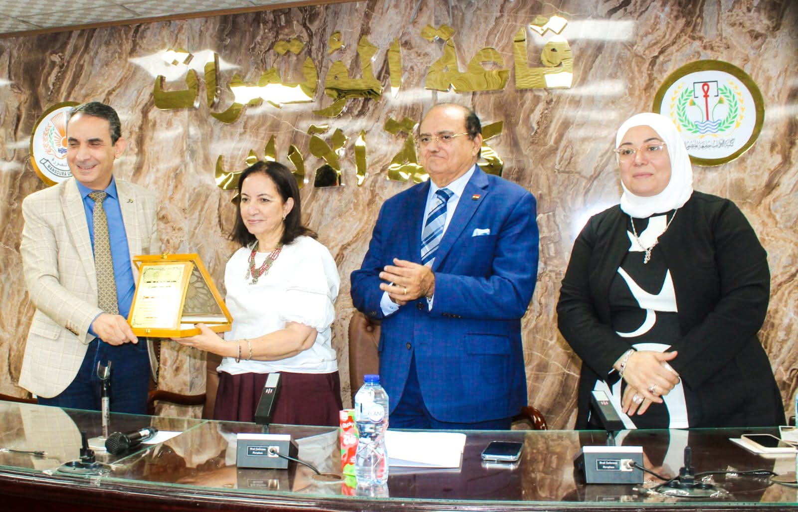 almomken.com c4200abe