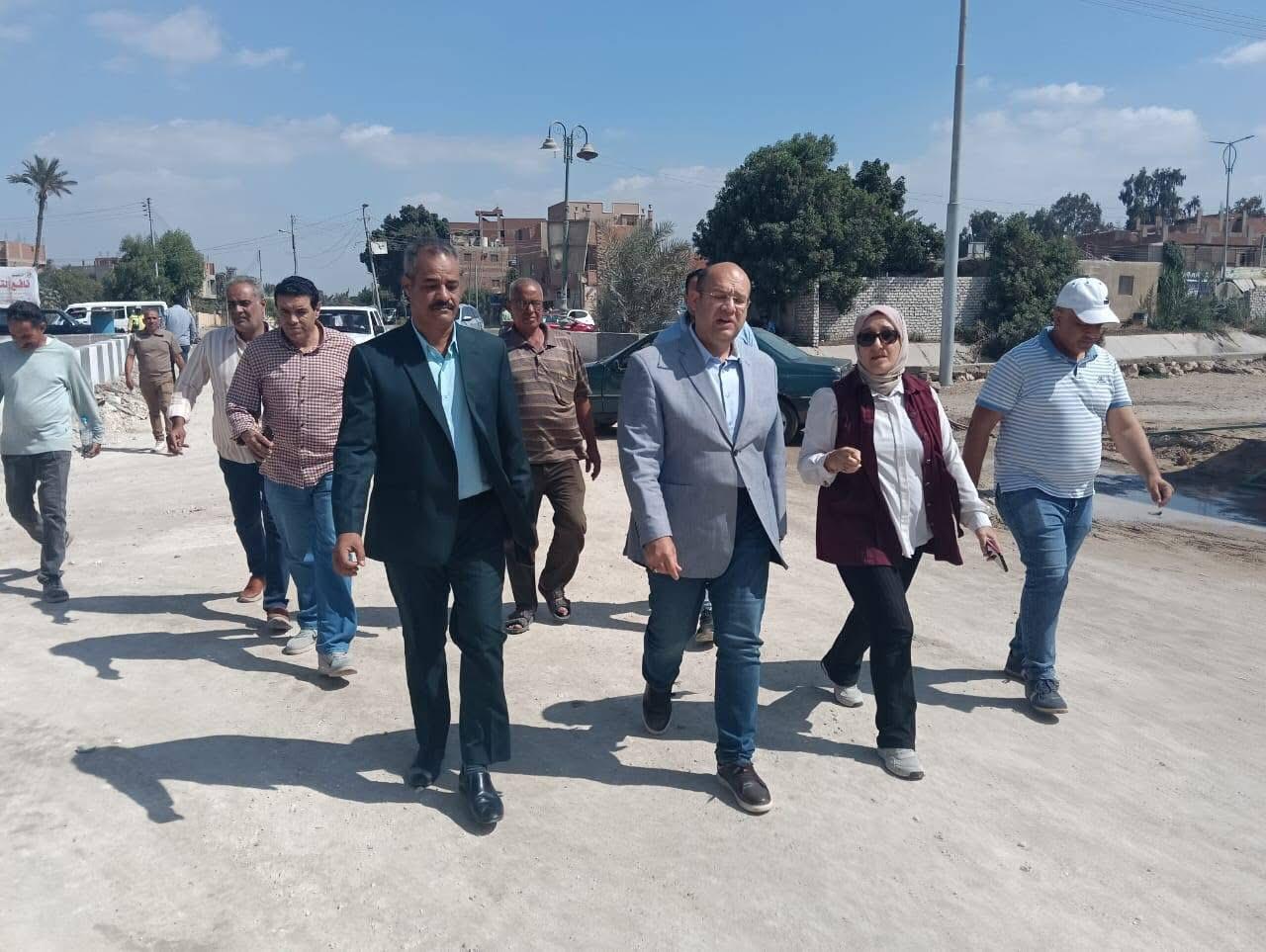 جولة مفاجئة لنائب محافظ الجيزة لمدينة منشأة القناطر 4 نائب محافظ الجيزة فى جولة مفاجئة لمدينة منشأة القناطر