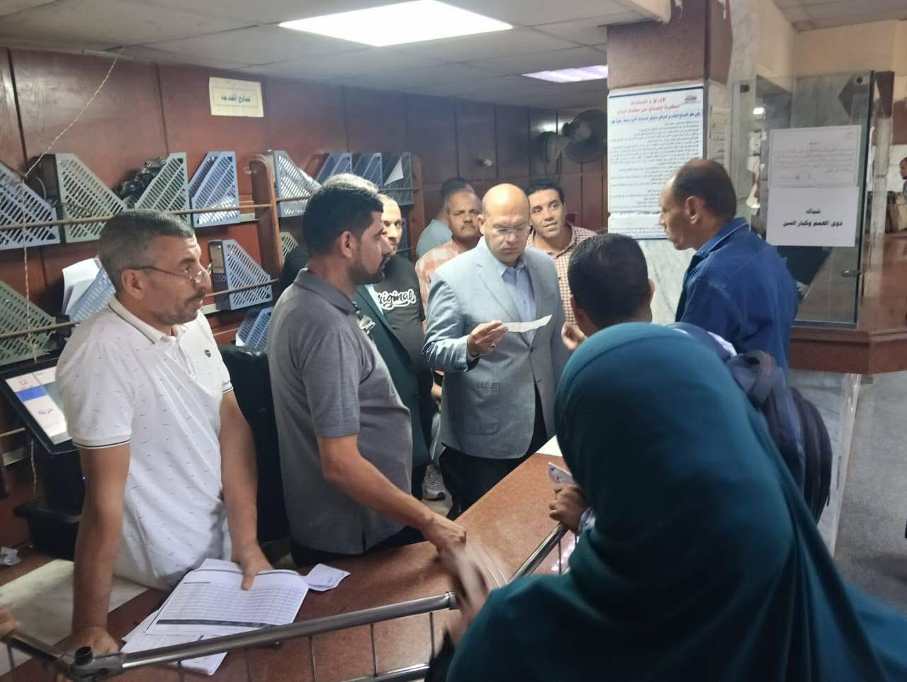 جولة مفاجئة لنائب محافظ الجيزة لمدينة منشأة القناطر 6 almomken.com c9f5de7d