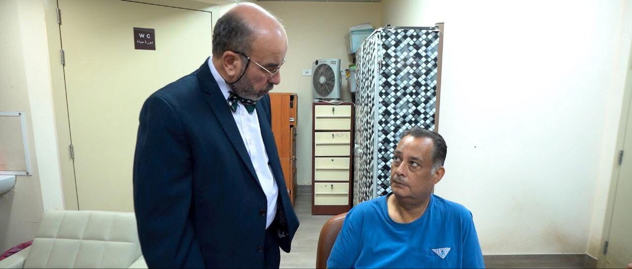 خبير زراعة الأعضاء العالمي الدكتور أحمد حلاوة يزور معهد ناصر لإجراء 28 عملية ناجحة وتدريب الكوادر الطبية