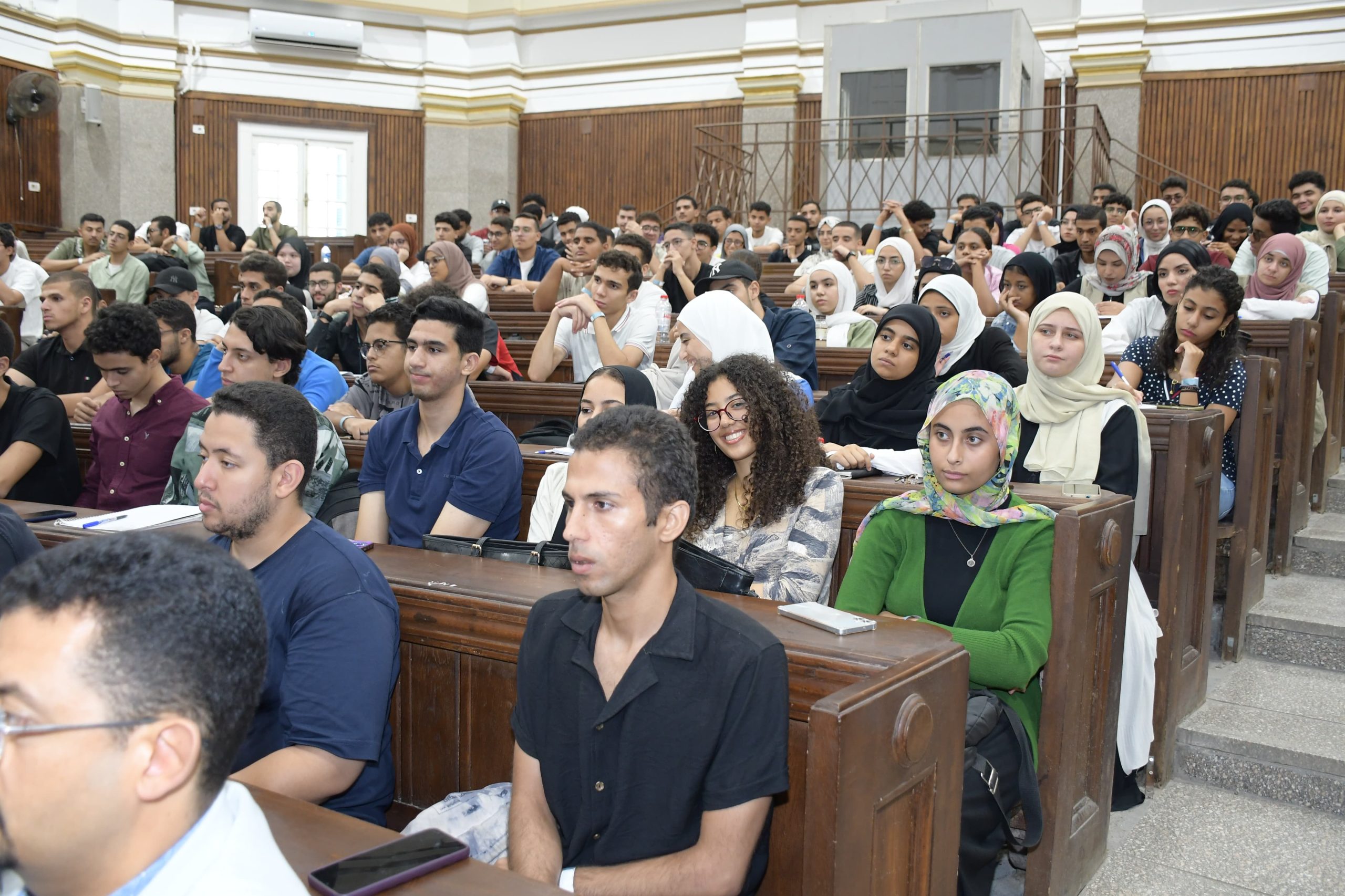 الذكاء الاصطناعي والأمن السيبراني.. تحالف دفاعي جديد لحماية الفضاء الرقمي بجامعة القاهرة