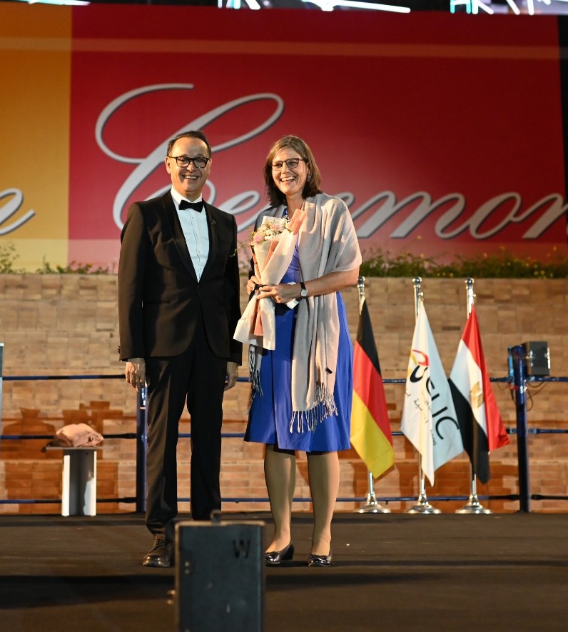 almomken.com d40a65ce