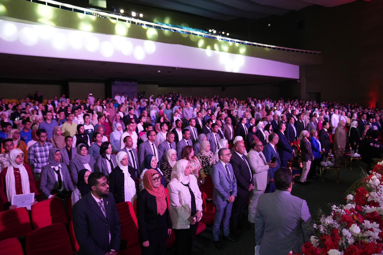 احتفالية كبرى لتطوير التعليم بالوزراء لتوزيع 300 رخصة دولية في التكنولوجيا