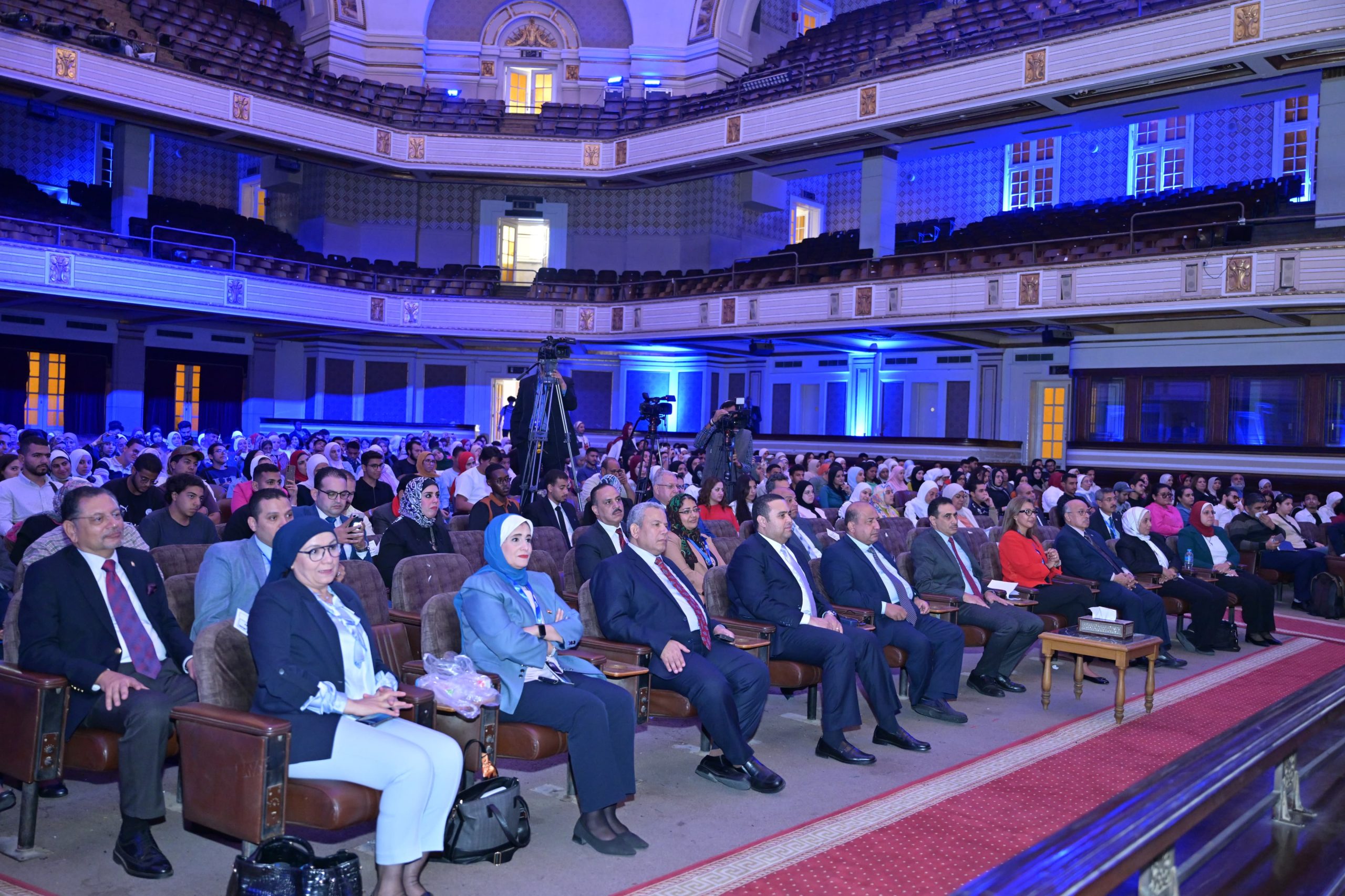 almomken.com e7c4f0a8 scaled