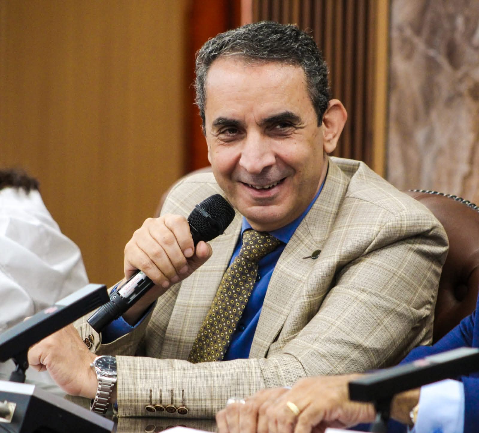 almomken.com f7815688