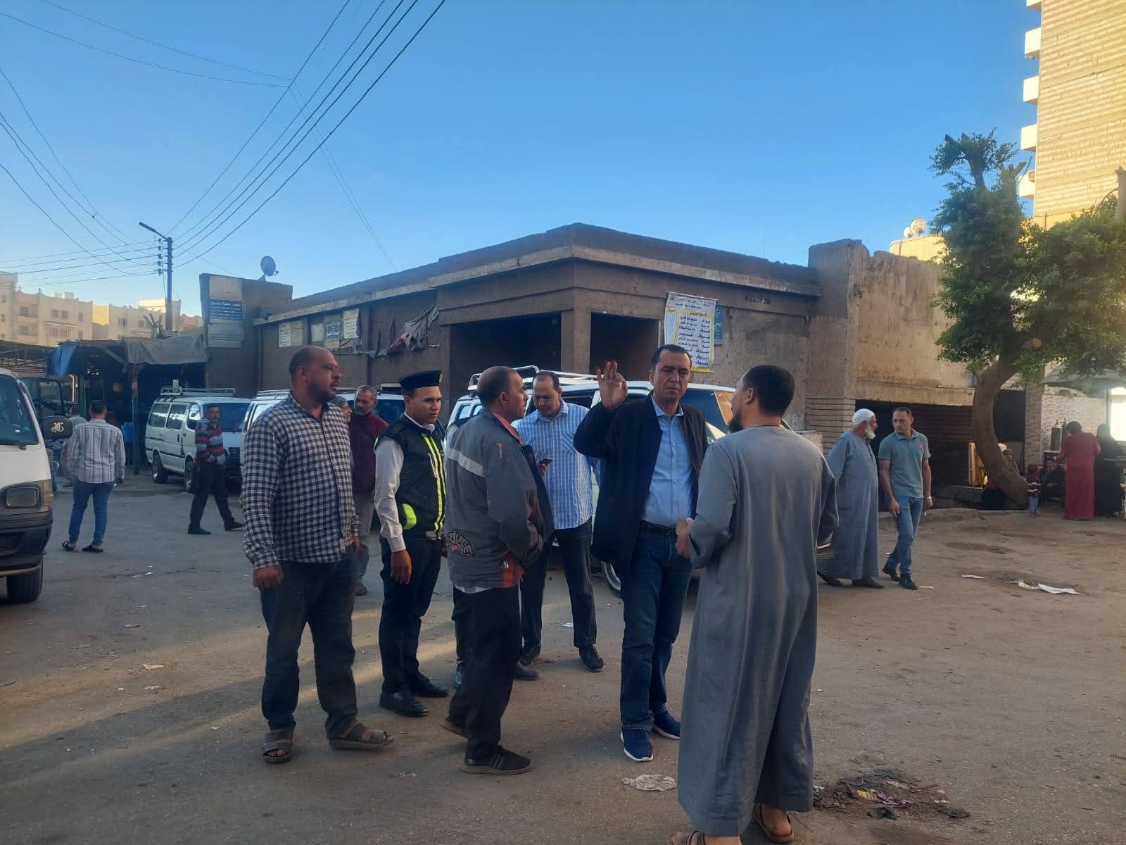 حملة مرورية مكثفة على المواقف بمدينة منوف لضبط التعريفة الجديدة