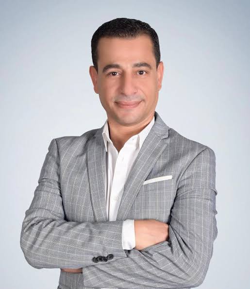 المخرج هشام عطوة  رئيس قطاع المسرح