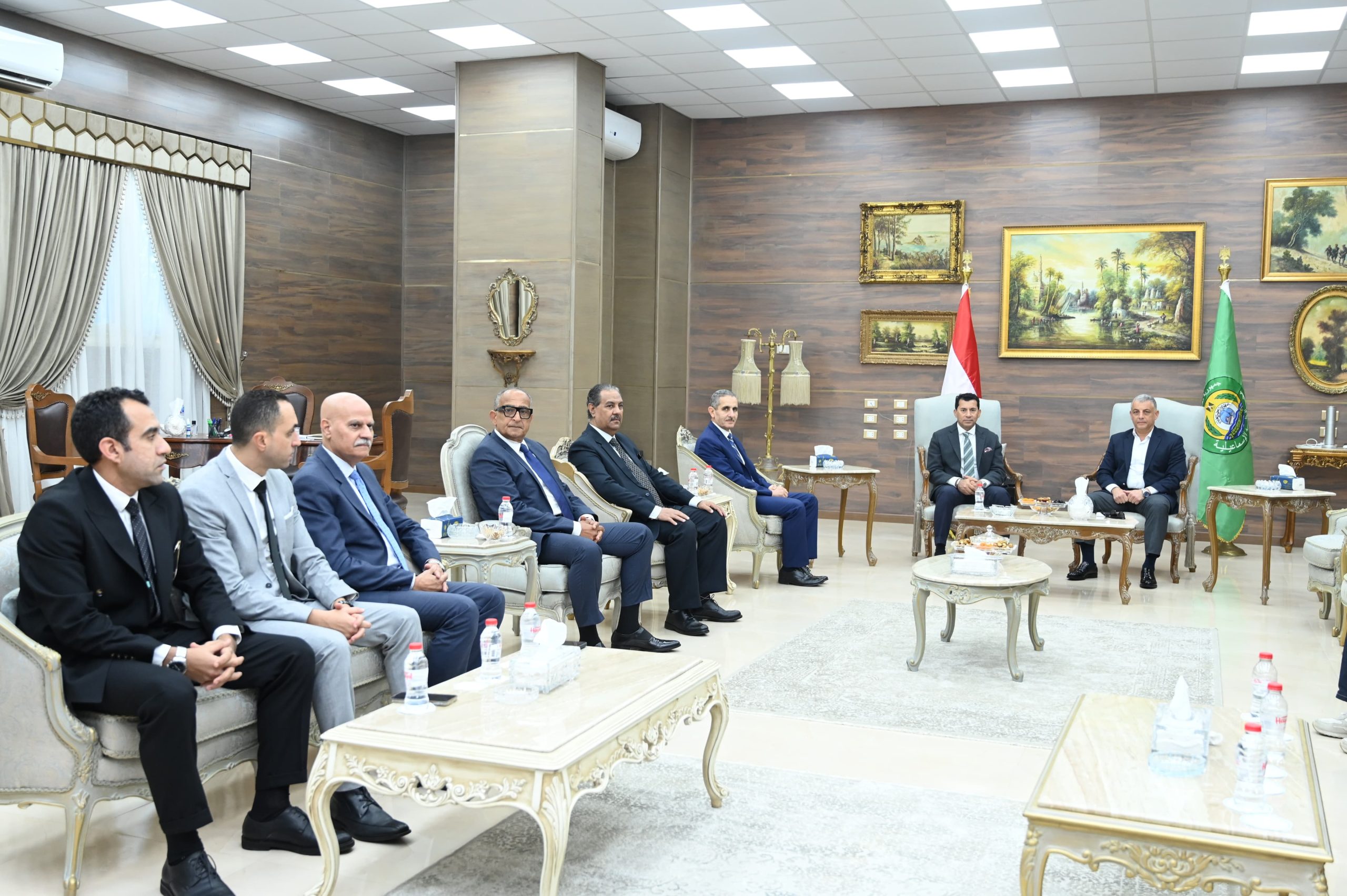 خطط تطوير النادى الاسماعيلى يناقشها وزير الشباب والرياضة مع اللجنة المؤقتة لإدارة شئون النادي الإسماعيلي 