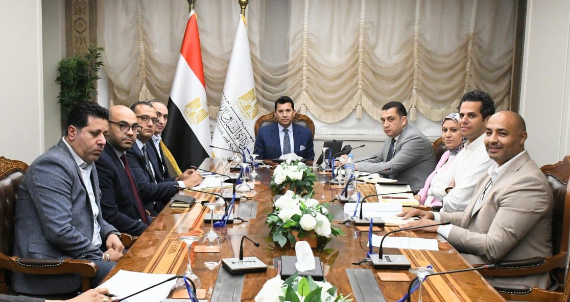 إجراء سلسلة من التعديلات الداخلية لتطوير أسلوب العمل بوزارة الشباب والرياضة 