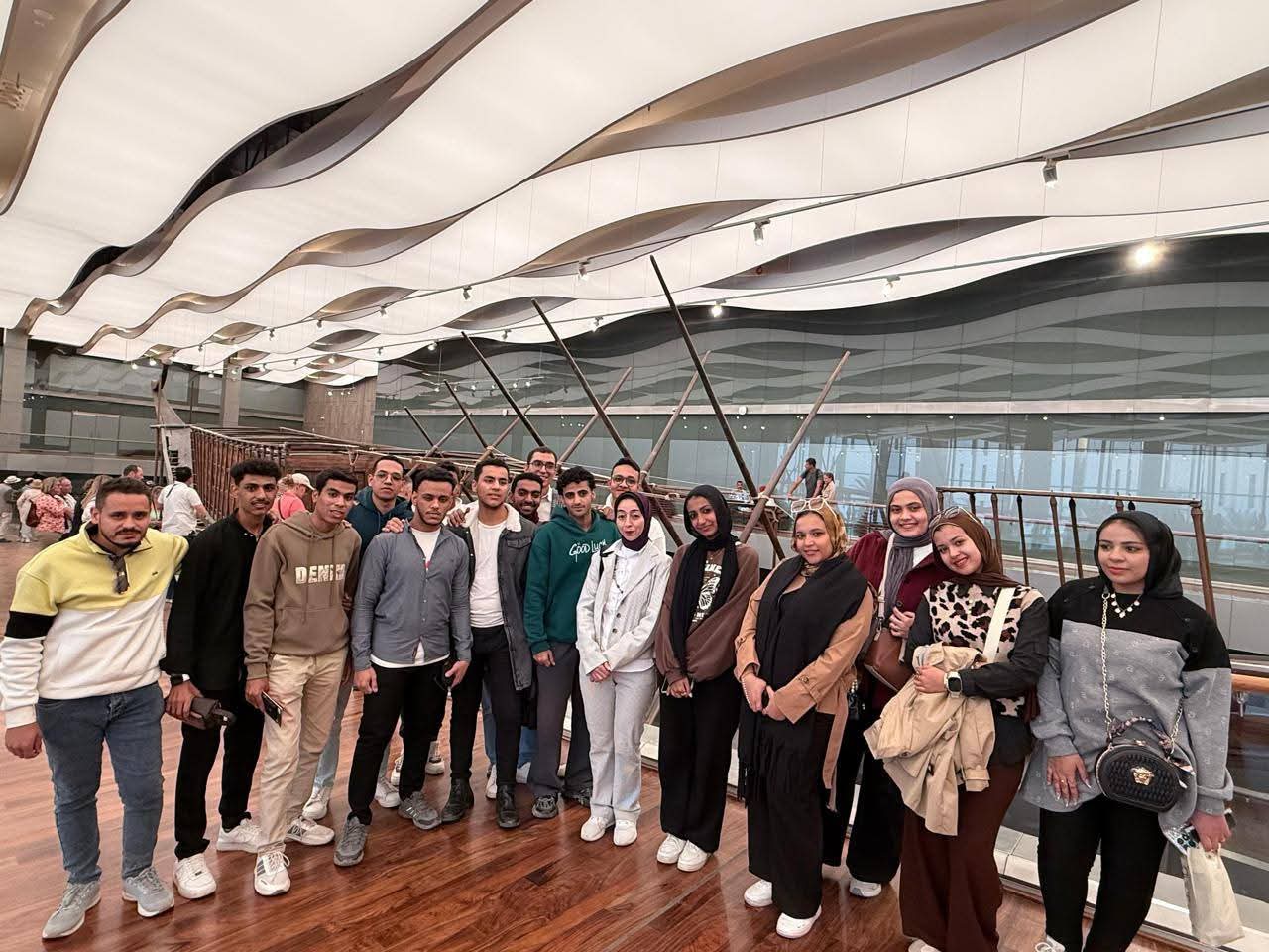 أسيوط الأهلية تواصل رحلاتها الثقافية إلى المتحف المصري الكبير والمتحف القومي للحضارة بالقاهرة 5 أسيوط الأهلية تواصل رحلاتها الثقافية إلى المتحف المصري