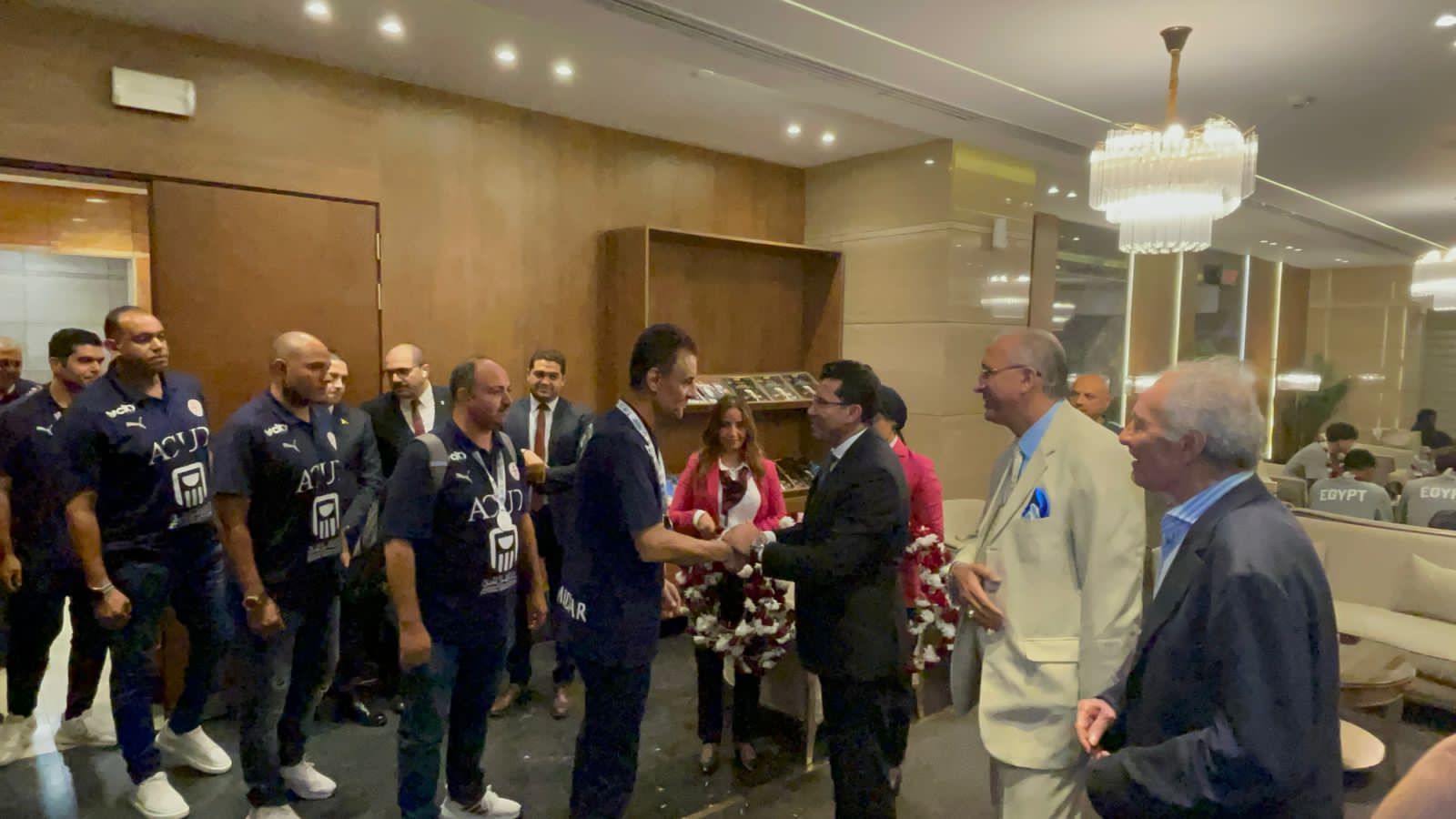 استقبال رسمى لبعثة منتخب الناشئين لكرة اليد بعد التتويج ويصفا لكأس العالم 4 استقبال رسمى لبعثة منتخب الناشئين لكرة اليد بعد التتويج ويصفا لكأس العالم