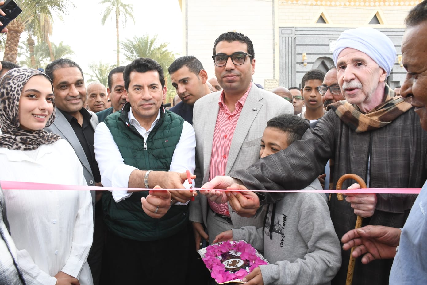 ضمن جولته  بالاقصر.. صبحى يتفقد المرحلة الاولى من تطوير مركز شباب الاتحاد