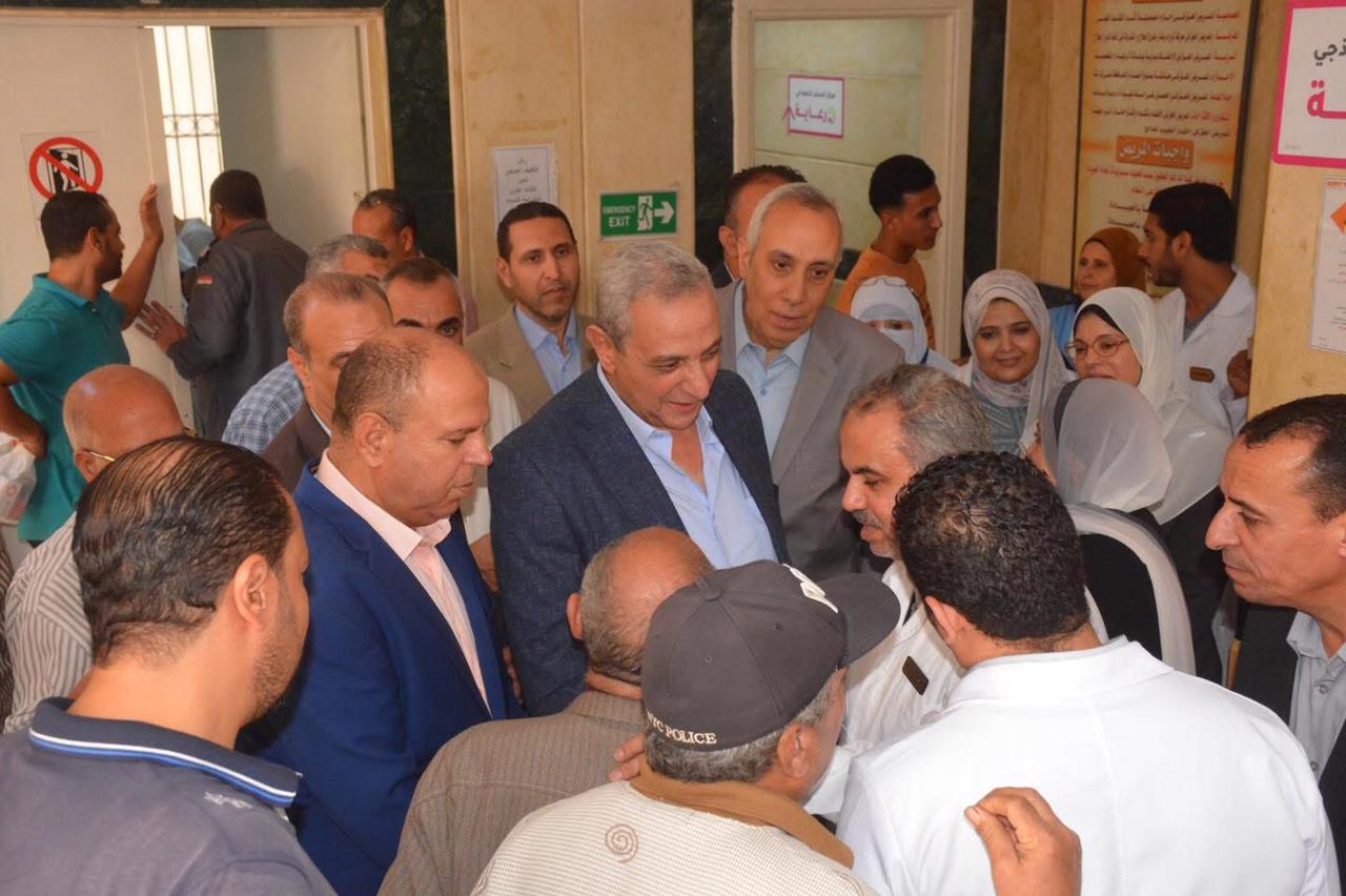 زيارة مفاجئة لعيادة ابن سينا للتأمين الصحي بالمحلة الكبرى