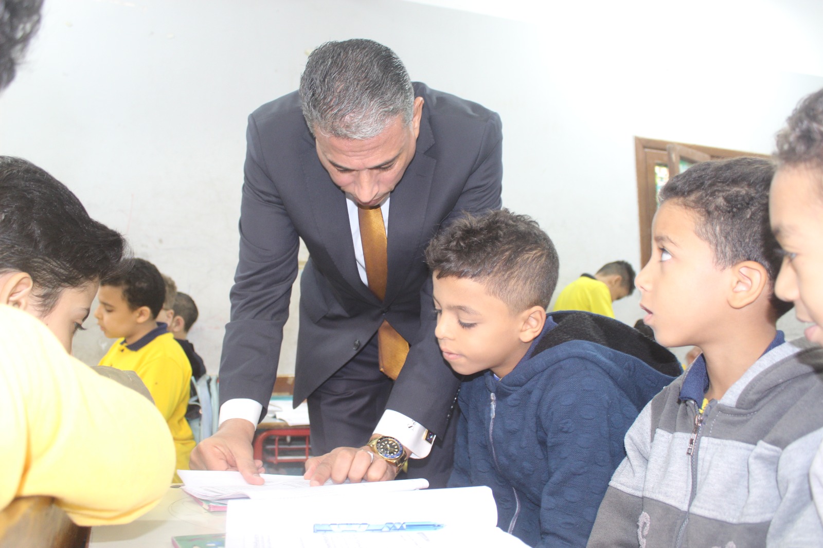 جولة ميدانية لتحقيق الانضباط والجودة بمدارس جنوب الجيزة والعمرانية
