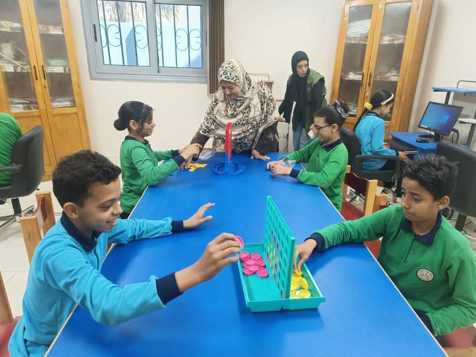 لقاءات توعوية وورش فنية في يوم ثقافي بقصر الطفل بسوهاج