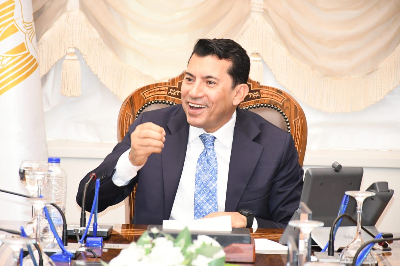 صبحي يصدر قرارا بتشكيل مجلس ادارة للاتحاد العام للكشافة والمرشدات المصرية