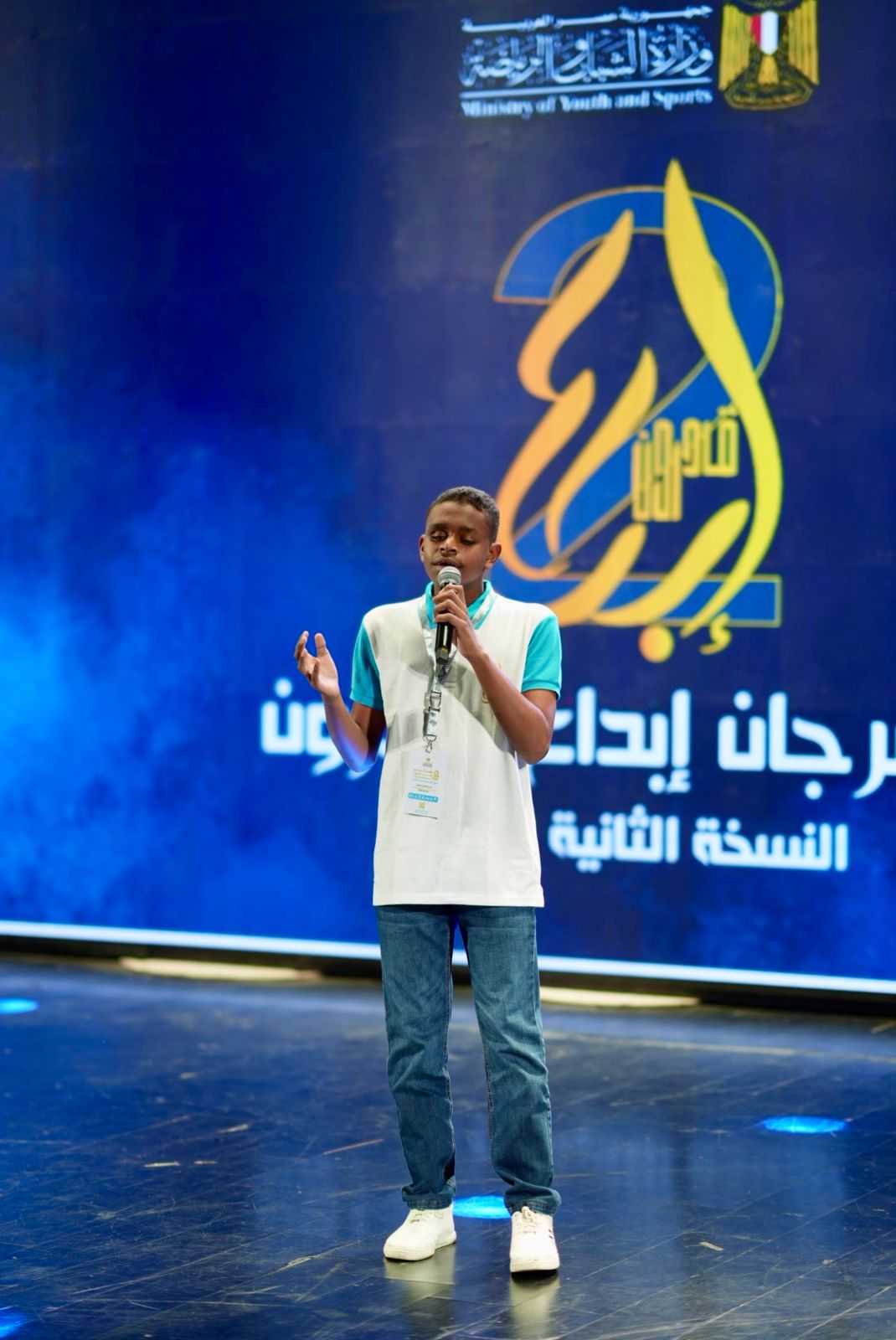 منافسات شرسة بين ٢٠ متسابق تخطف أنظار لجنة تحكيم مجال" المذيع" بمسرح الوزارة