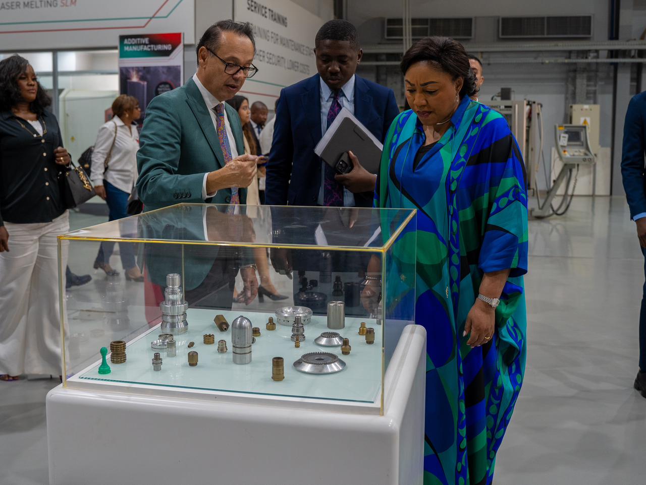 almomken.com f537dbf6