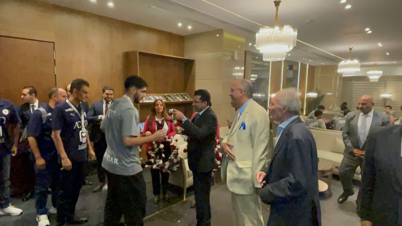 استقبال رسمى لبعثة منتخب الناشئين لكرة اليد بعد التتويج ويصفا لكأس العالم 5 استقبال رسمى لبعثة منتخب الناشئين لكرة اليد بعد التتويج ويصفا لكأس العالم