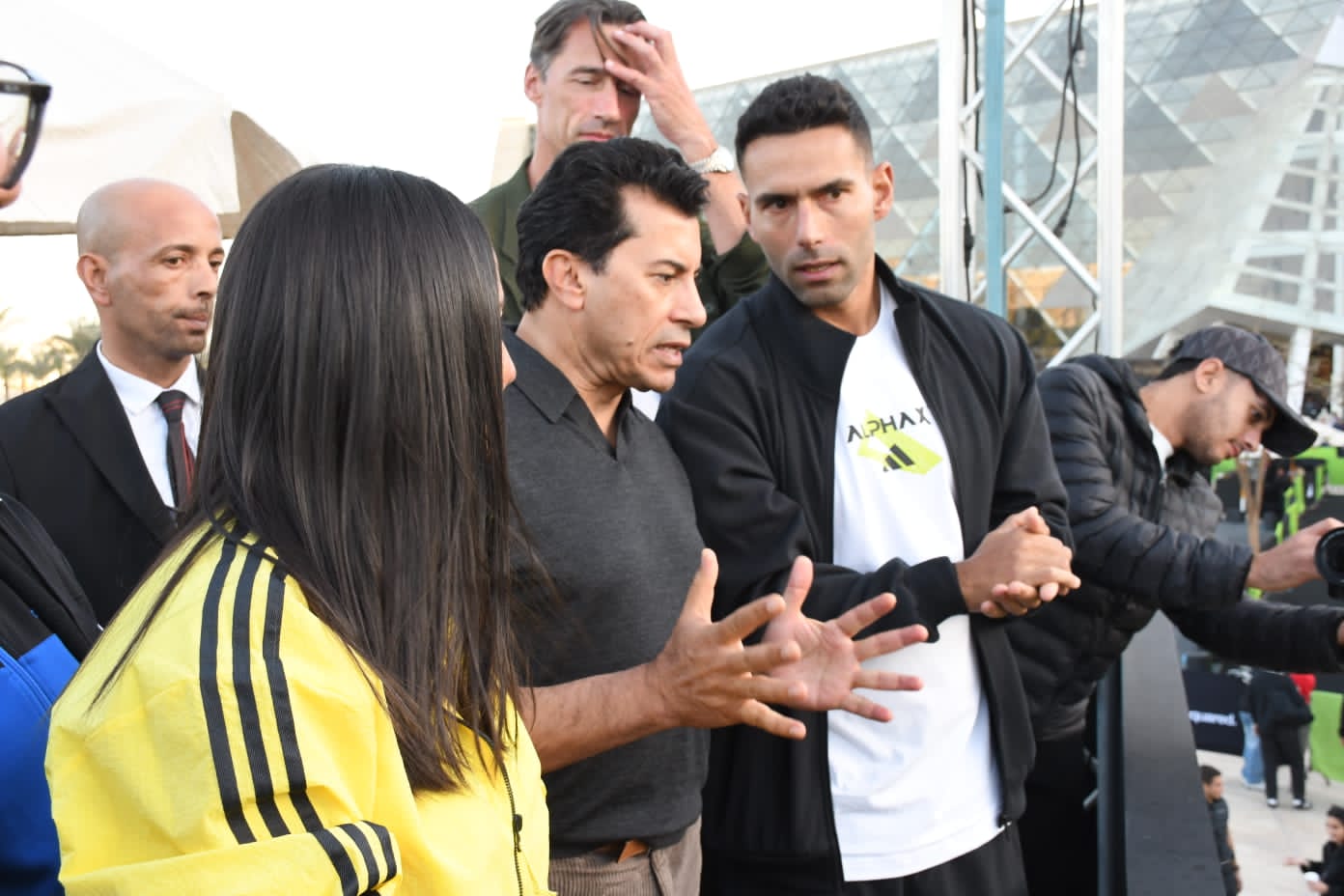 رئيس الاتحاد المصري لرياضات الشارع فى حوار مع وزير الشباب 