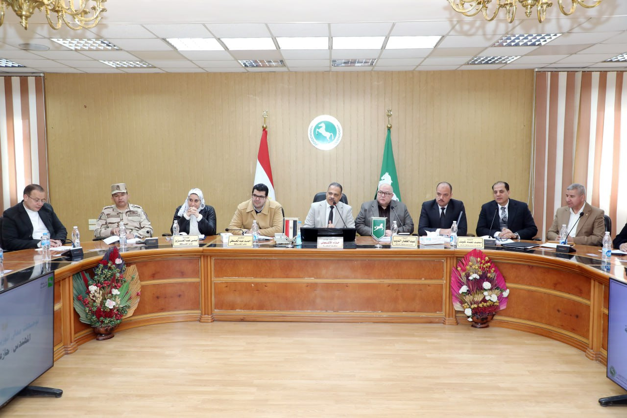 تكثيف حملات النظافة والتجميل بمحيط الكنائس بالشرقية