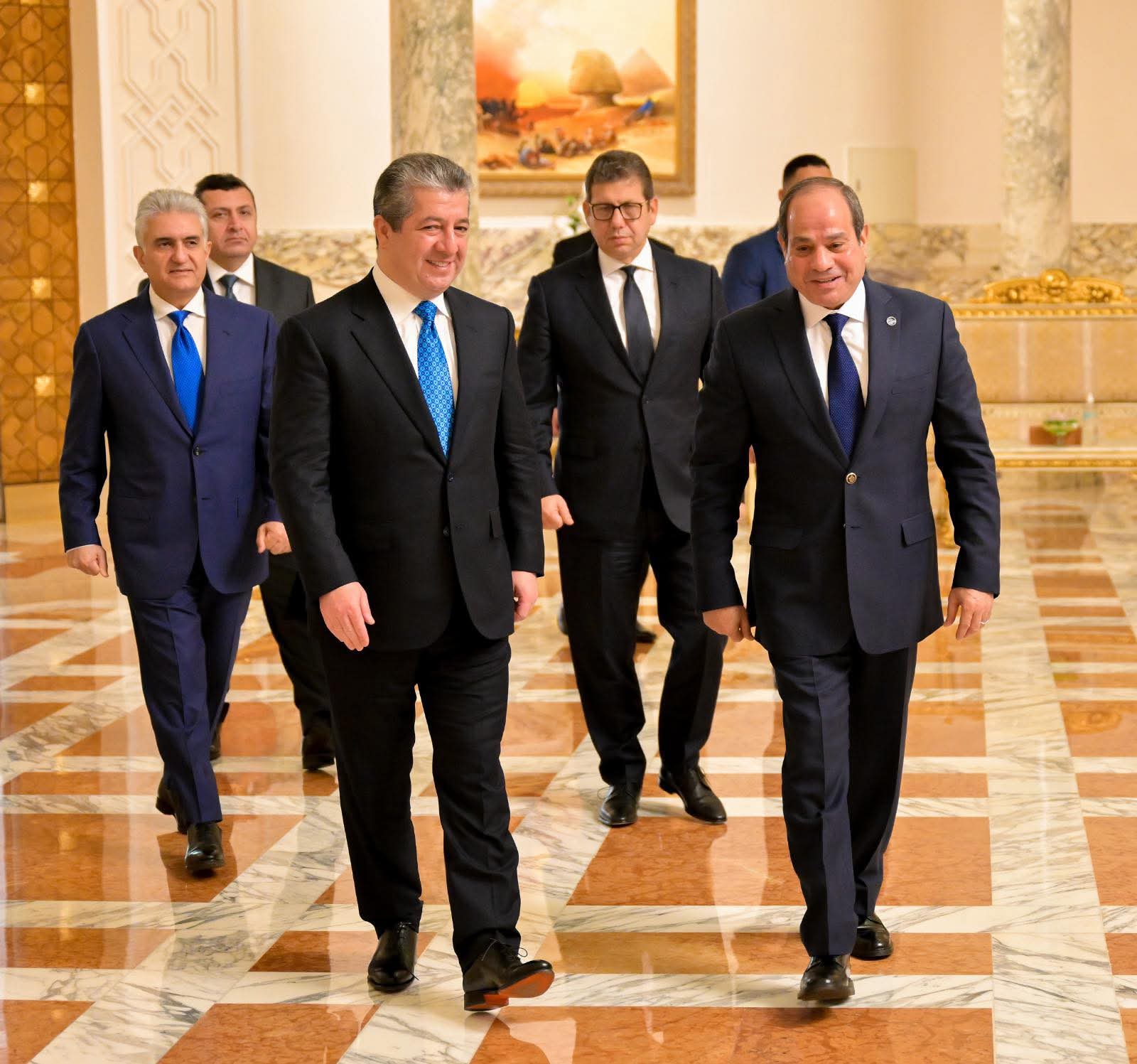 السيسي يستقبل رئيس حكومة إقليم كردستان العراق ويؤكد دعم مصر لوحدة العراق وتعزيز التعاون المشترك 3 السيسي يستقبل رئيس حكومة إقليم كردستان العراق