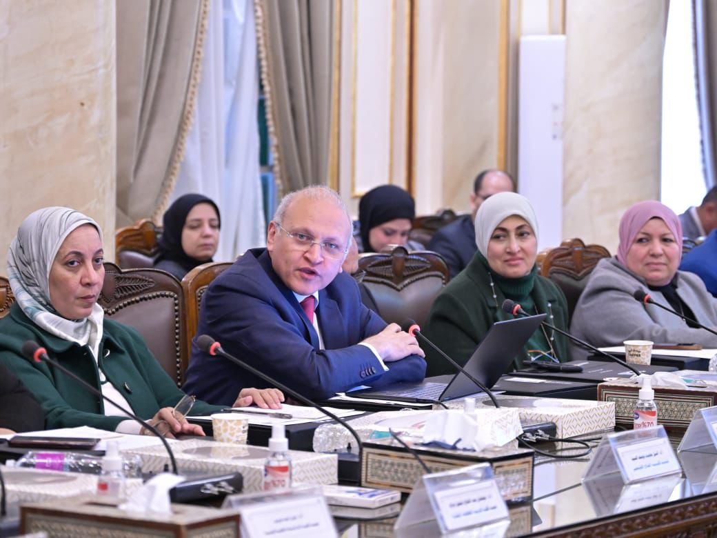 مجلس جامعة القاهرة يقر قرارات استراتيجية