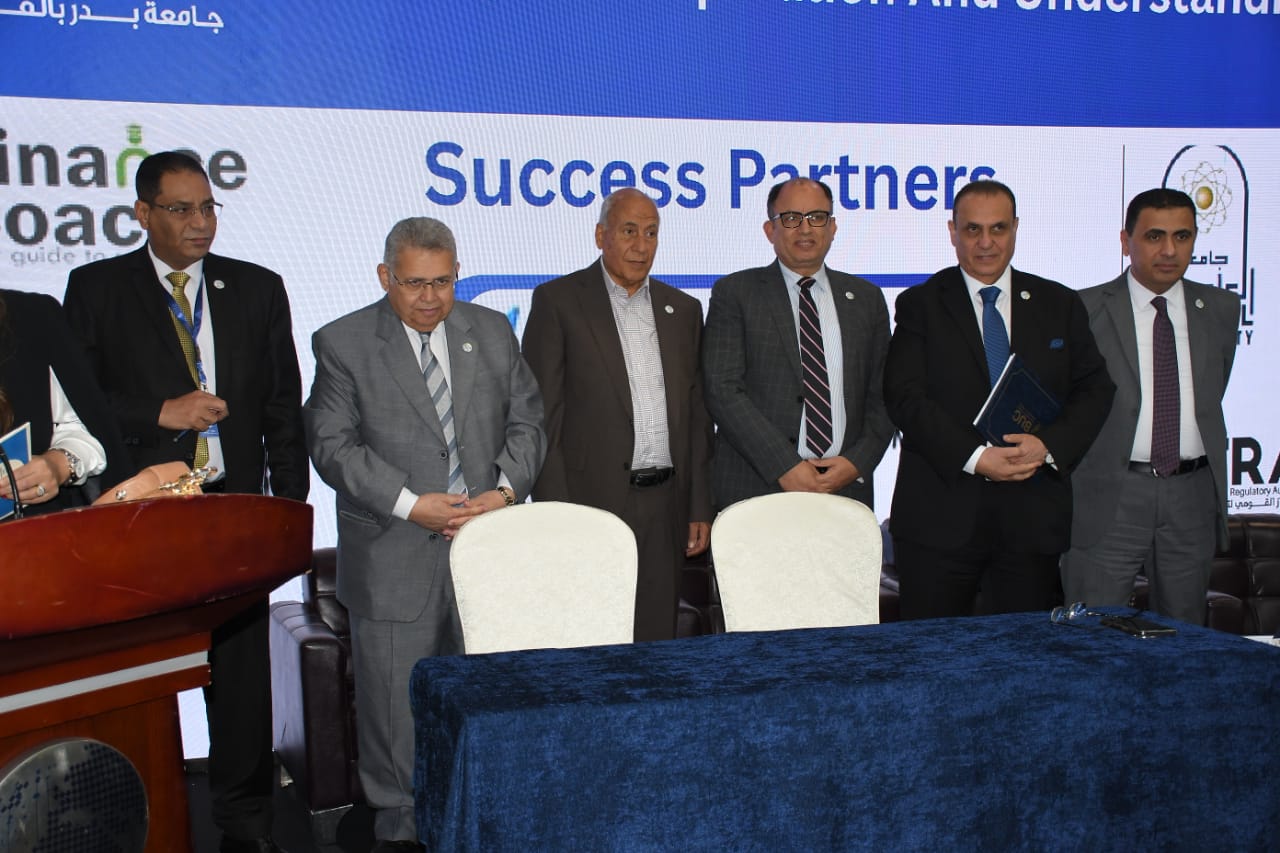 قنديل" التعليم والتكنولوجيا هما جناحا التنمية وبهما نصنع اقتصاداً قوياً وأعمالاً أكثر ذكاءً