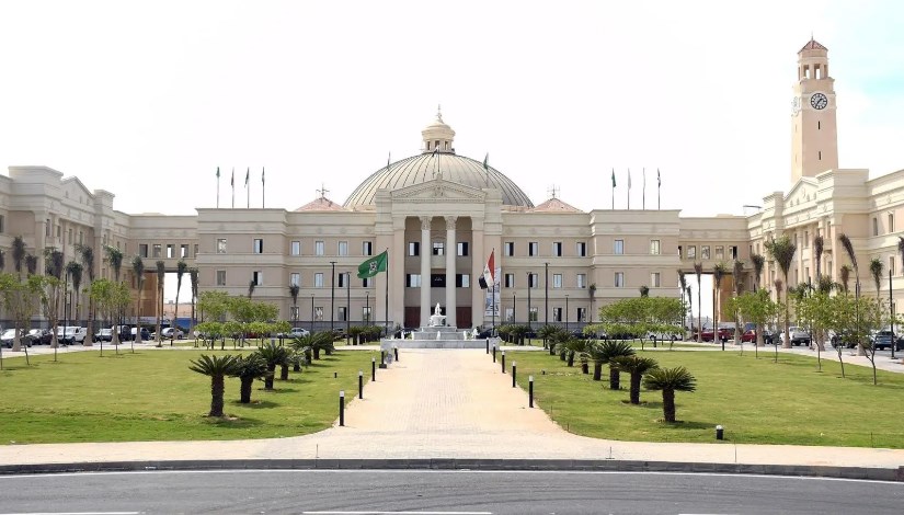 القاهرة الأهلية تناقش ترتيبات امتحانات الفصل الدراسي الأول 4 القاهرة الأهلية تناقش ترتيبات امتحانات الفصل الدراسي الأول