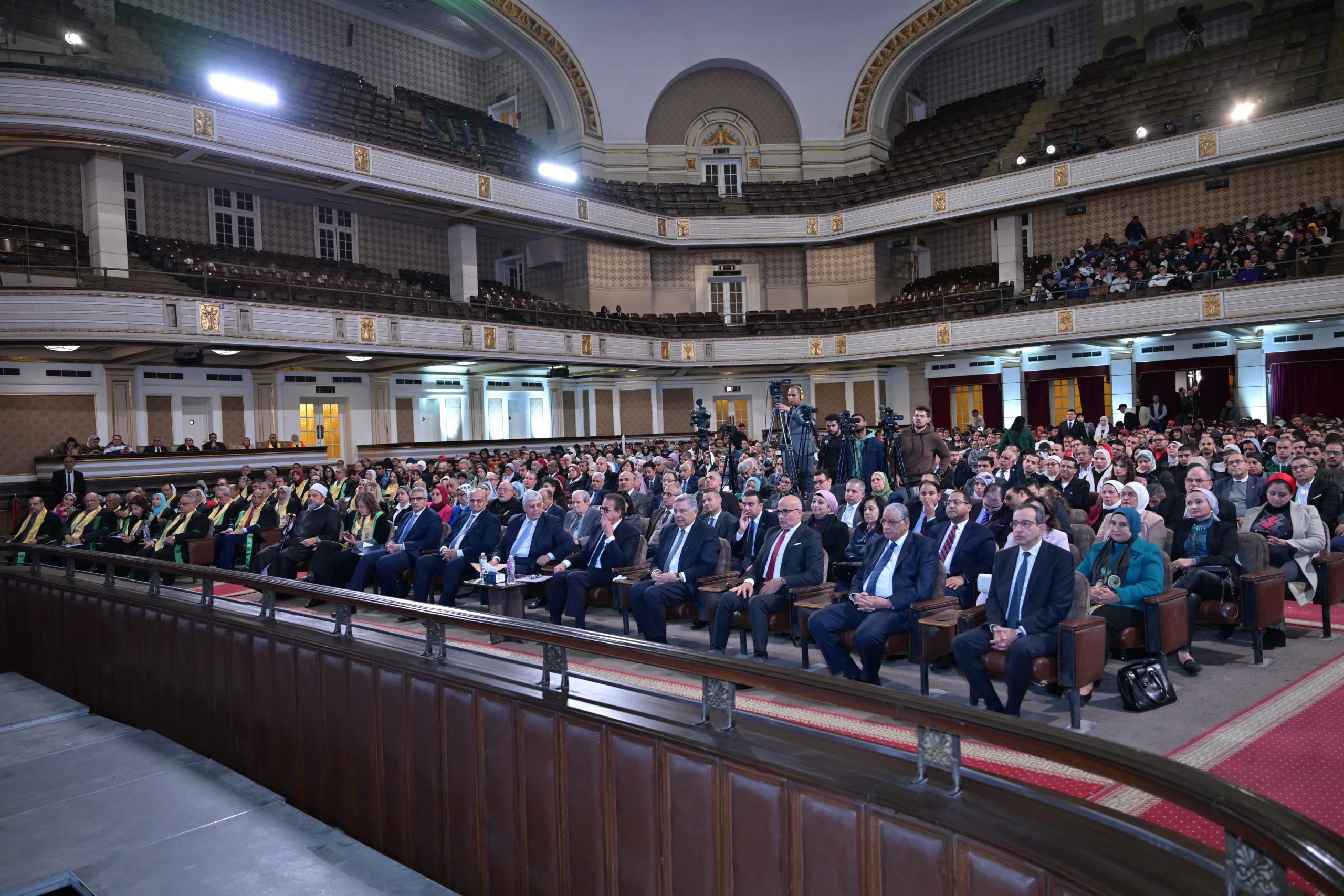 almomken.com d266d47a scaled