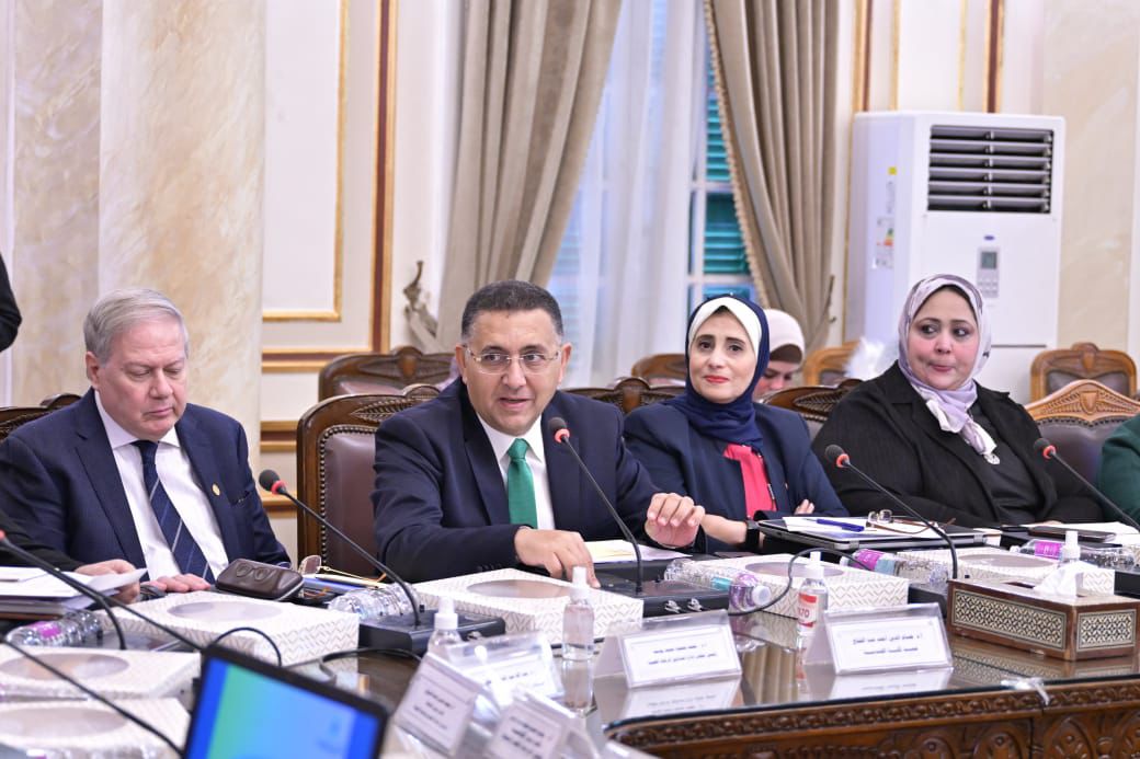 مجلس جامعة القاهرة يقر قرارات استراتيجية