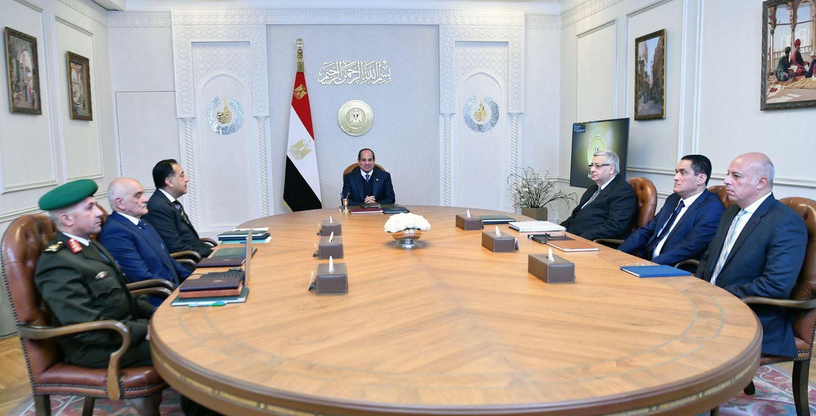 الرئيس السيسي يتابع جهود انشاء مجمع صناعي شامل للأطراف الصناعية والأجهزة التعويضية في مصر 2 الرئيس السيسي يتابع جهود انشاء مجمع صناعي شامل للأطراف الصناعية والأجهزة التعويضية في مصر