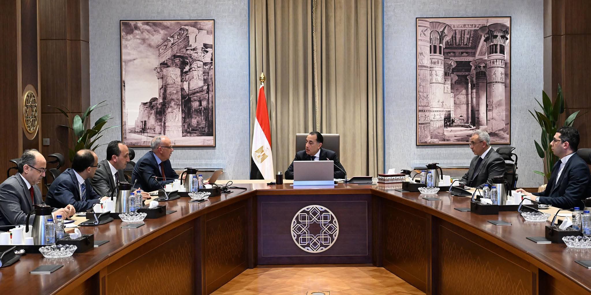 مدبولي يتابع مع وزير الري عددا من ملفات الموارد المائية