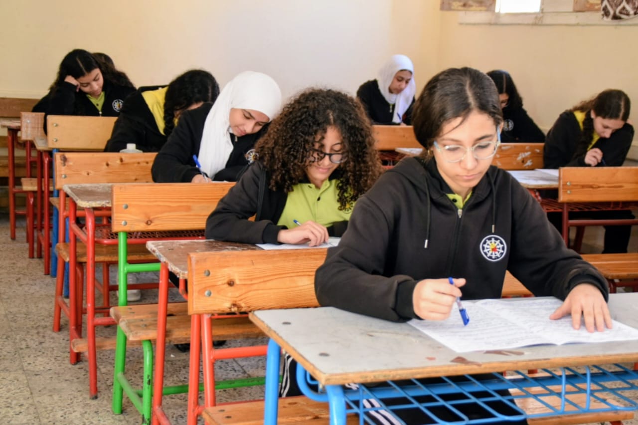 التعليم تنفى تأجيل بداية الفصل الدراسي الثاني 