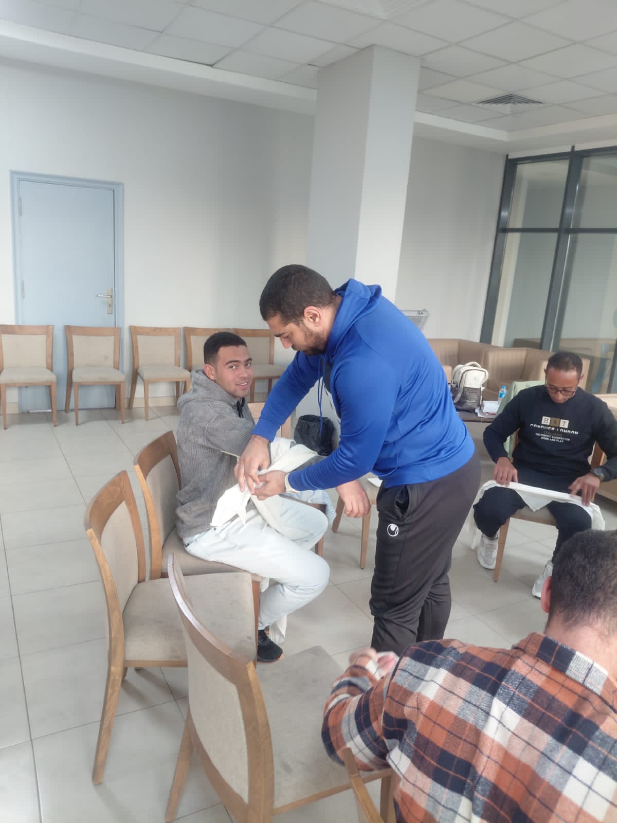 مبادرة «بإيدينا ننقذ حياة» للإسعافات الأولية والإنعاش القلبي الرئوي  تختتم فعالياتها بنادي سيتي كلوب بطنطا