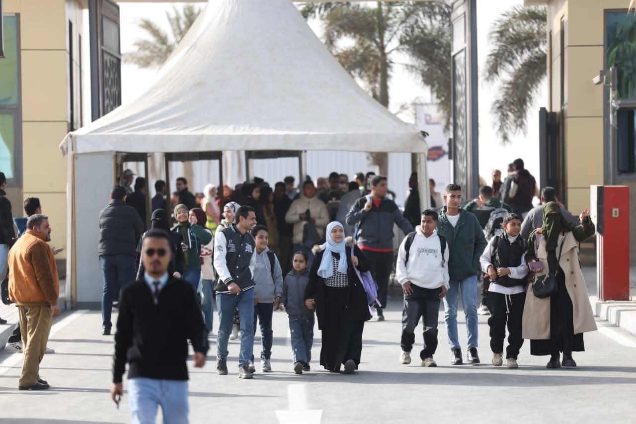 مليون زائر خلال يومين من فتح أبواب معرض القاهرة الدولي للكتاب للجمهور 3 فعاليات وبرامج ثقافية وفكرية وفنية