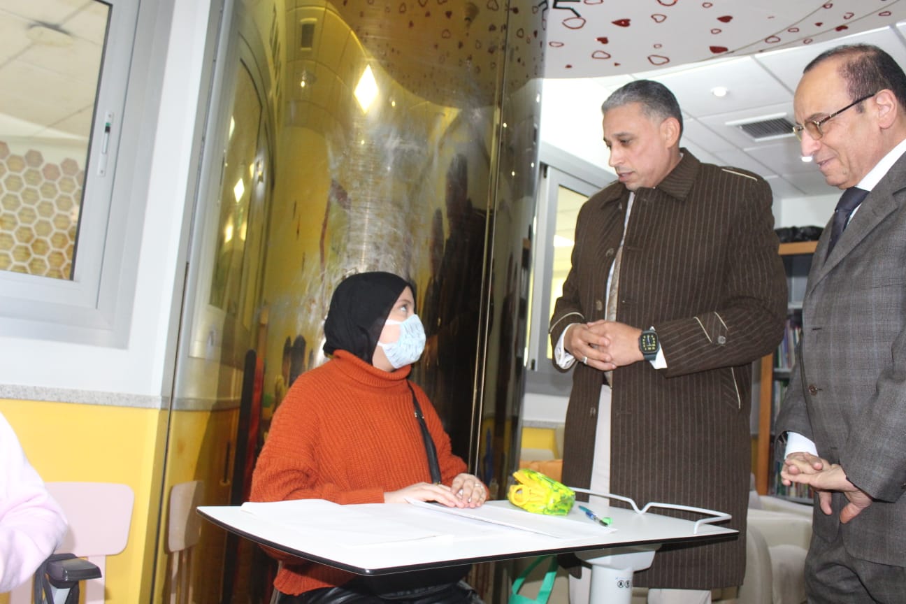 خلال زيارة عطية للجنة مستشفى 57357