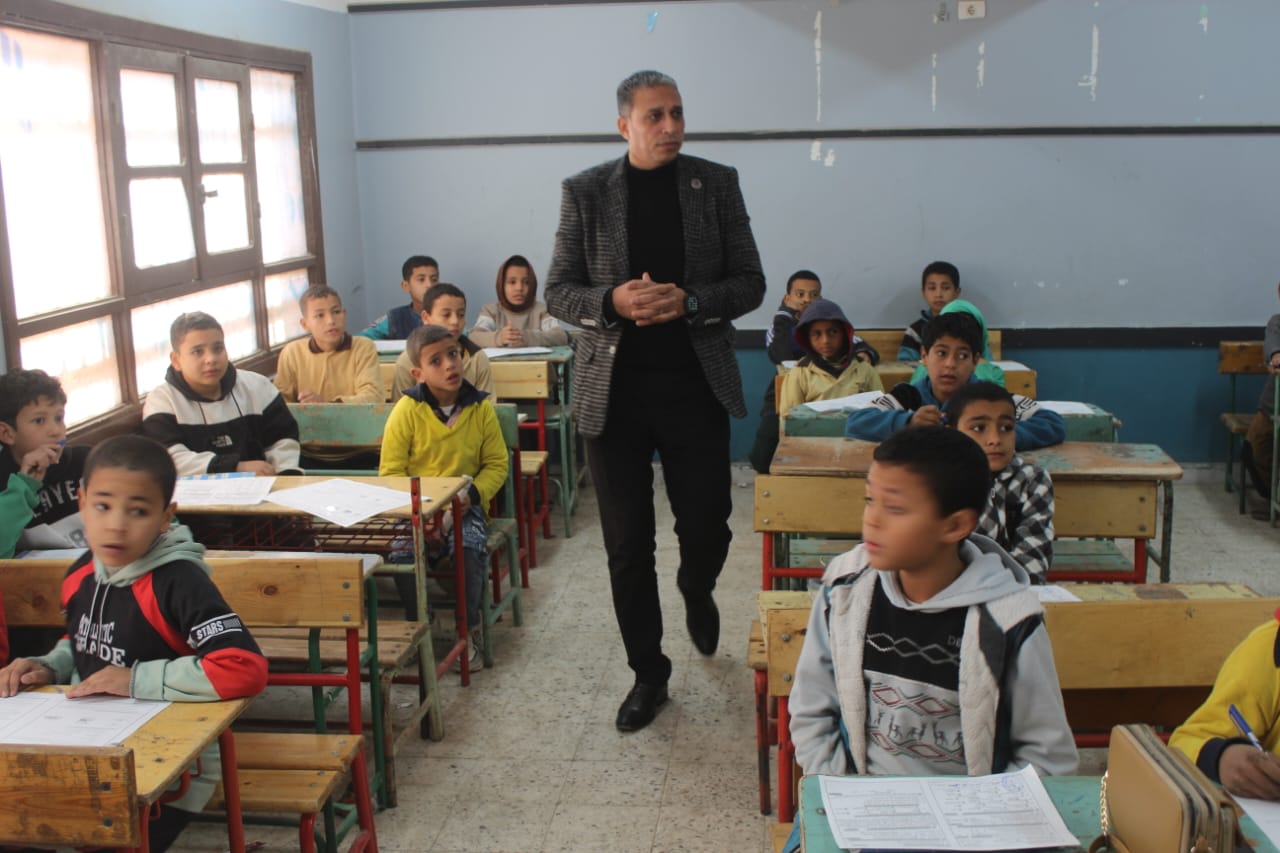 عطية» يتفقد لجان امتحانات النقل بالجيزة ويؤكد: الامتحانات أمانة وطنية لا تقبل أي تجاوز