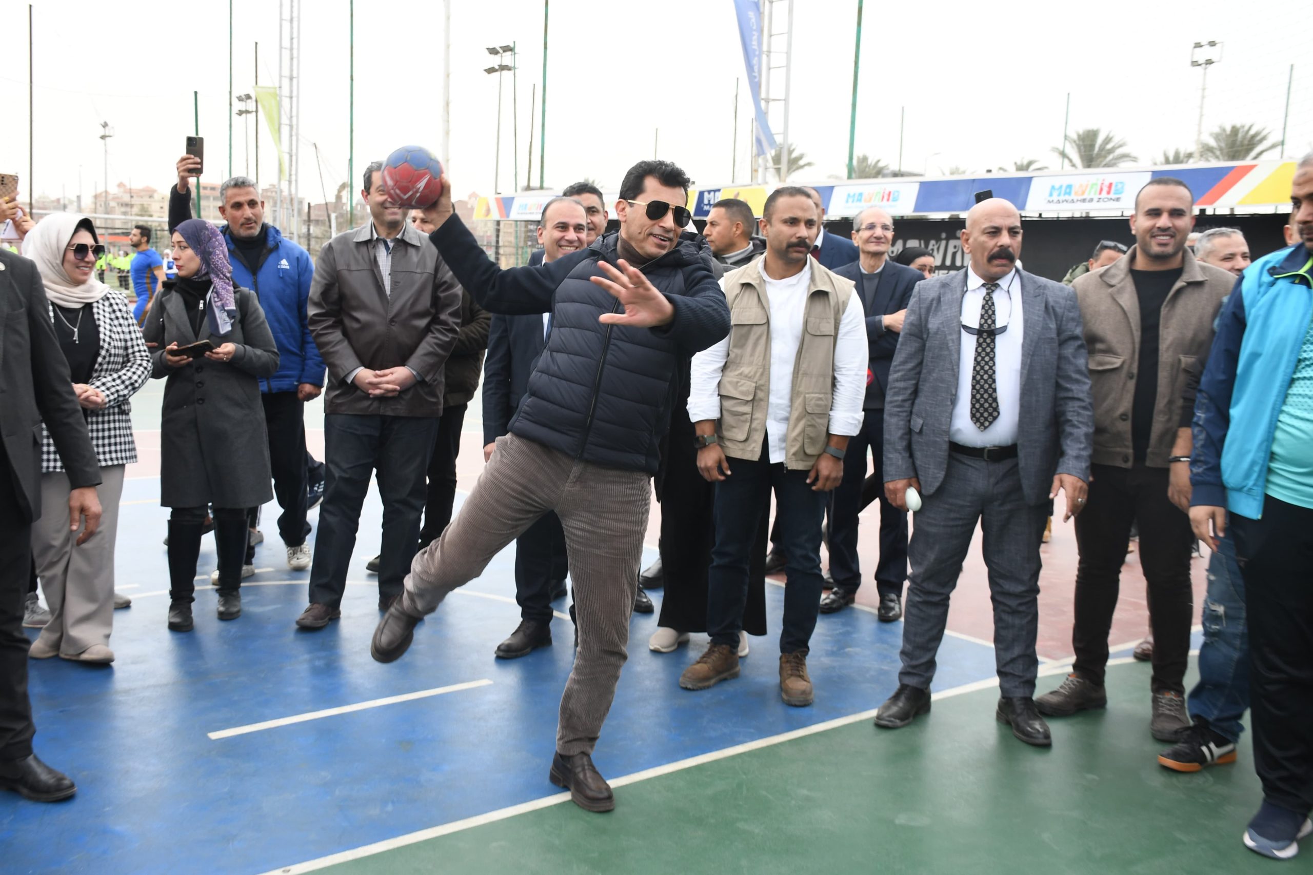 صبحي و الشهابي يشهدان ختام النسخة الـ11 من دوري مراكز الشباب لكرة القدم 7 almomken.com a7083408 scaled