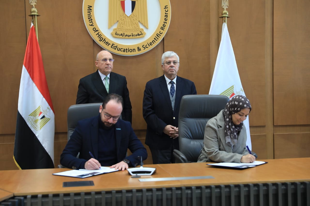 اتفاقية تعاون  بين بنك المعرفة المصري والمجلس العربي للاختصاصات الصحية