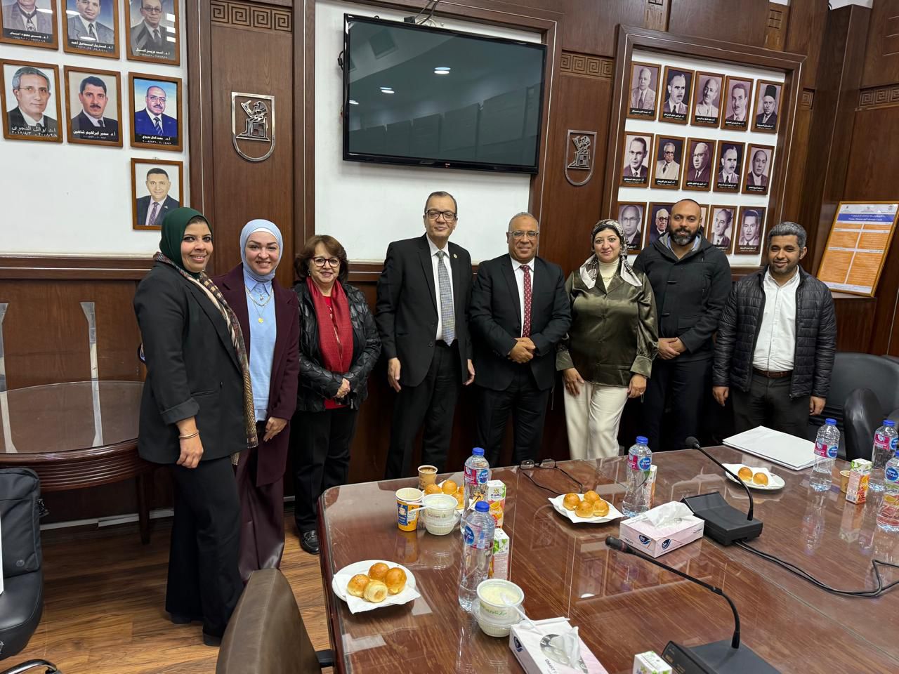 تعاون بين مركز دراسات التصنيع بهندسة القاهرة ومجمع العلمين للبتروكيماويات