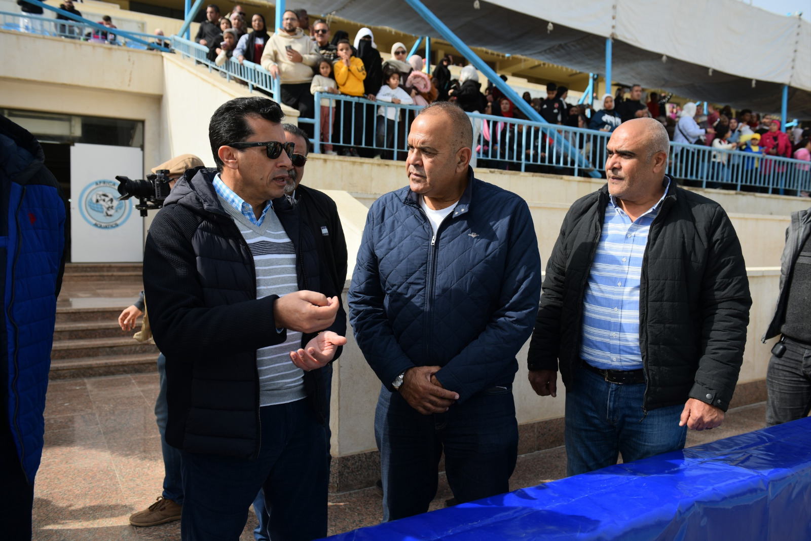 صبحي يشهد منافسات بطولة القاهرة للسباحة بالزعانف