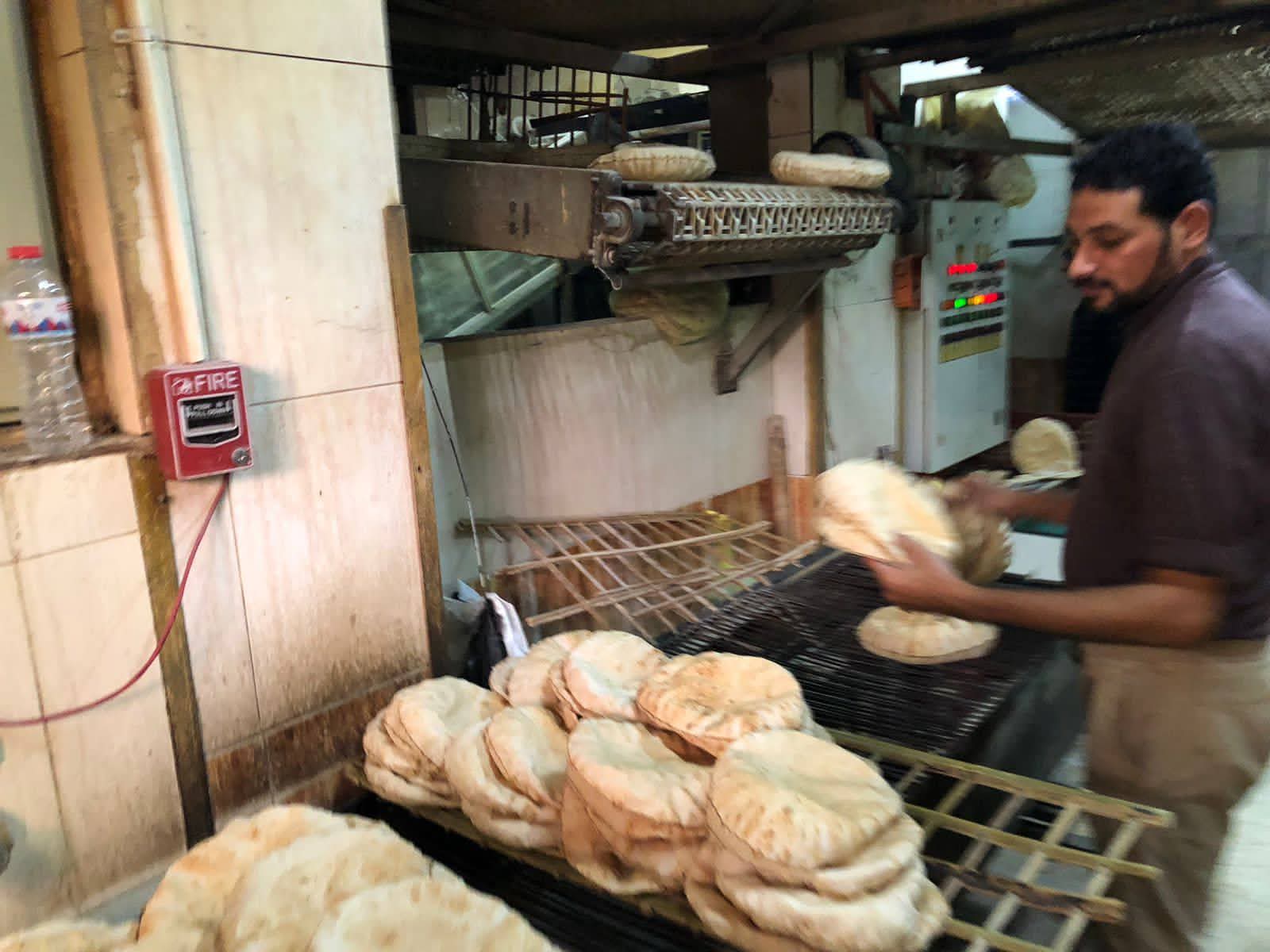 جودة الخبز والوزن المقرر  للرغيف شعار محافظ الدقهلية