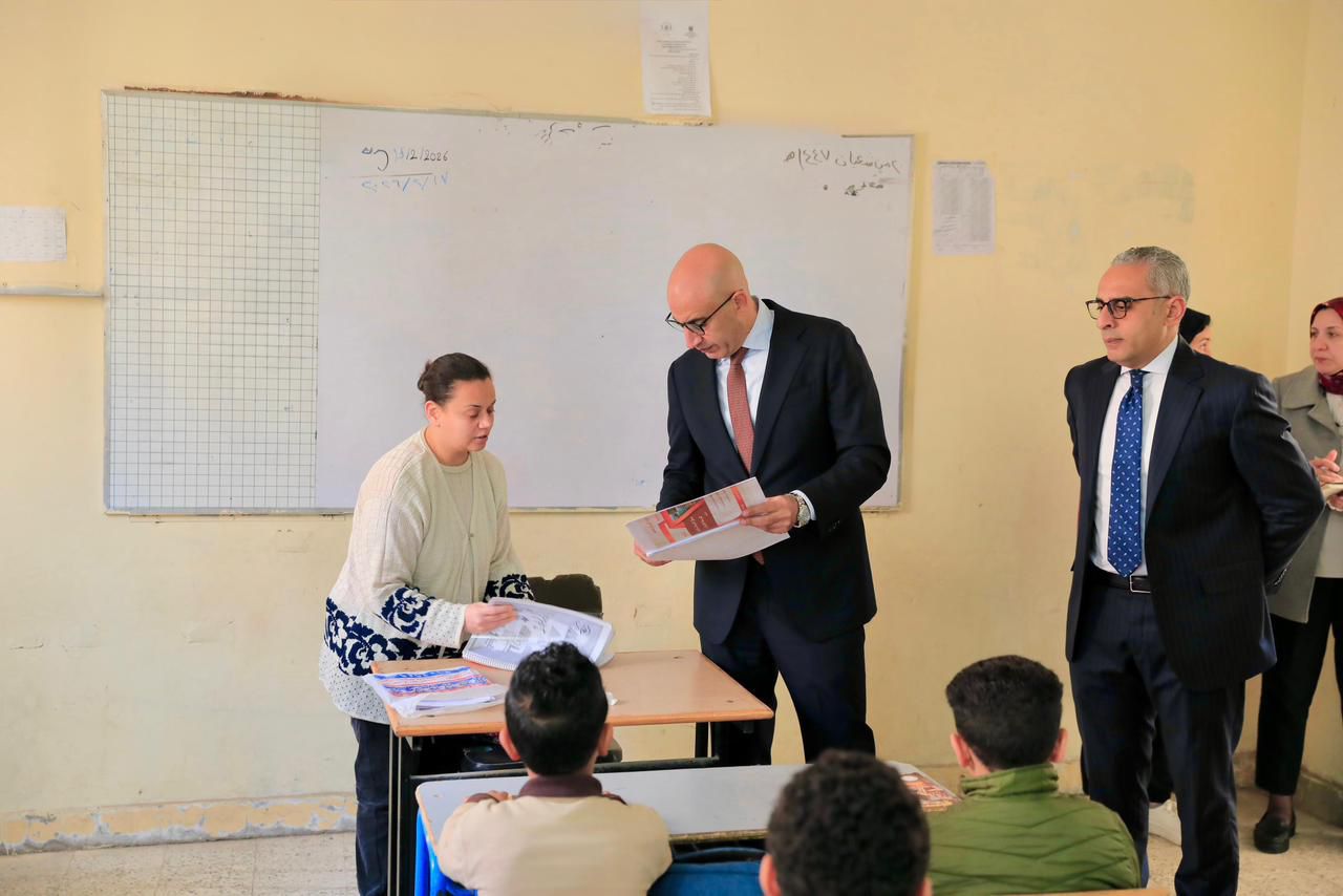 مفاجات وزير التربية والتعليم للمدارس عرض مستمر