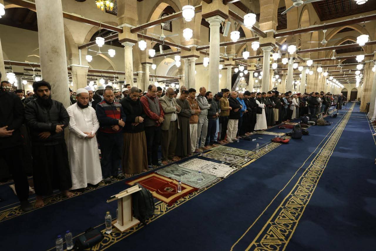 قيادات الأزهر الشريف يتقدمون الصفوف