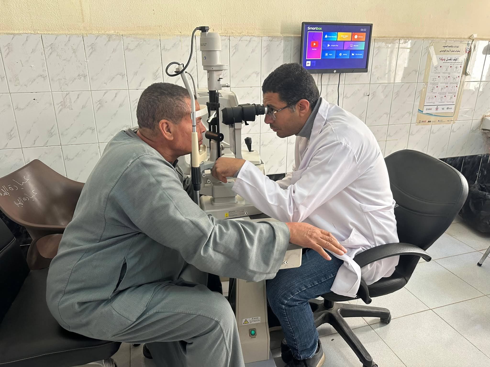 قافلة جامعة الأزهر الطبية توقع الكشف الطبي على 2000 مواطن بالبحر الأحمر